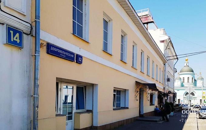 на Добровольческой, 12, площадь 908 м