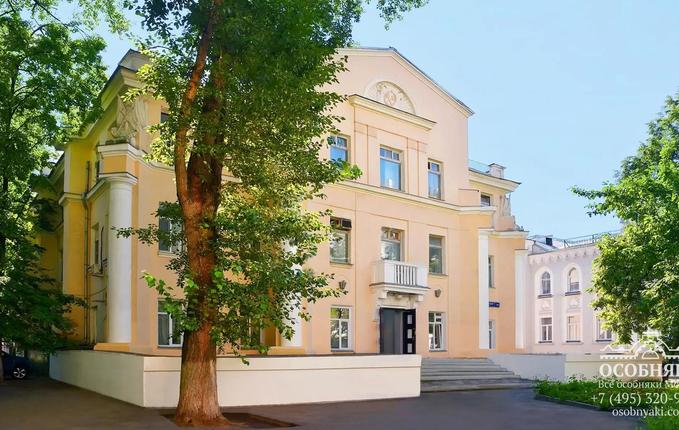 в Милютинском переулке, 18А, площадь 4362 м