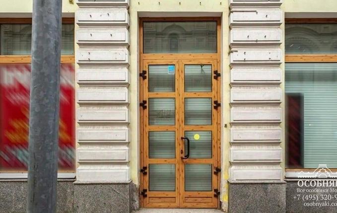 в Ветошном переулке, 7, площадь 162 м