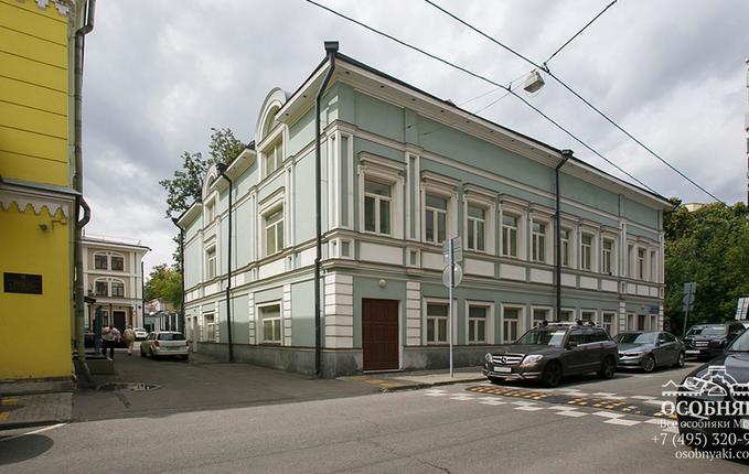 в Трубниковском переулке, 21, площадь 1325 м