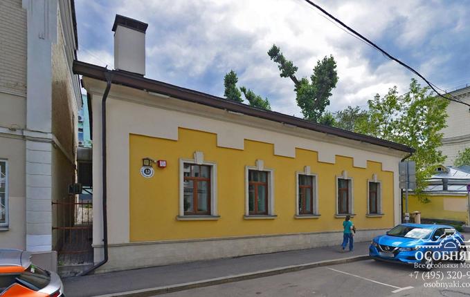 в 1-м Хвостовом переулке, 13, площадь 261 м