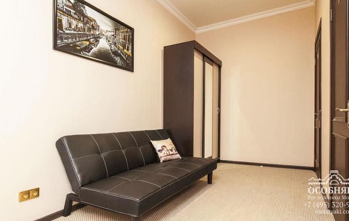 на Тверской, 12, площадь 550 м