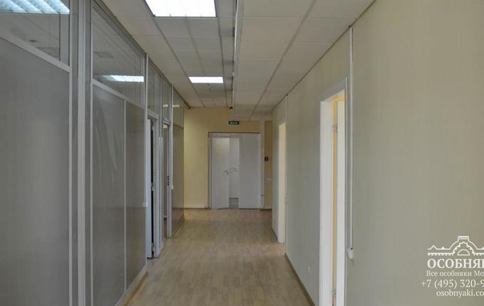 на Лужнецкой набережной, 10Б, площадь 869 м