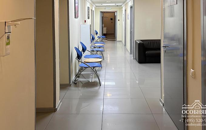 на Севастопольском проспекте, 10с2, площадь 1599 м