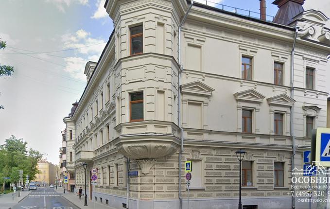 в Большом Харитоньевском переулке, 10/1, площадь 1818 м