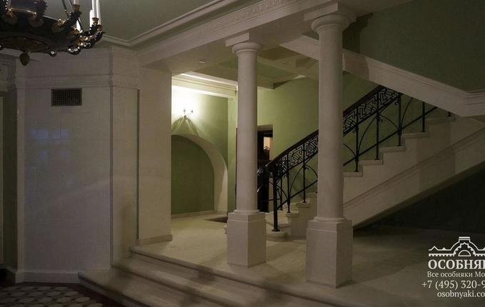 в Подсосенском, 23, площадь 1253 м