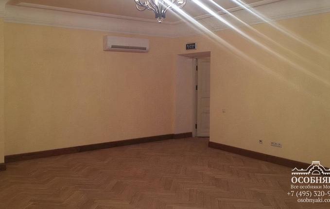 в Подсосенском, 23, площадь 1253 м