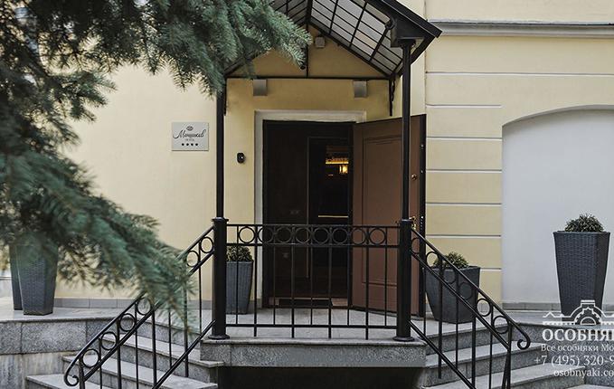 в Архангельском переулке, 15, площадь 482 м