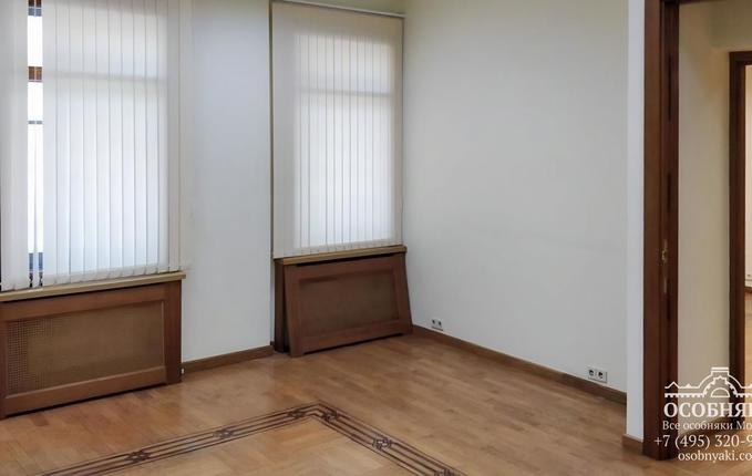 на Большой Серпуховской, 32/2, площадь 779 м