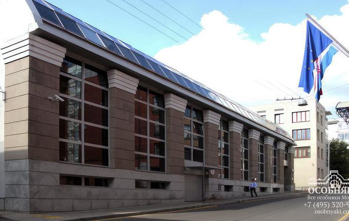 в переулке Коробейников, 1, площадь 2640 м