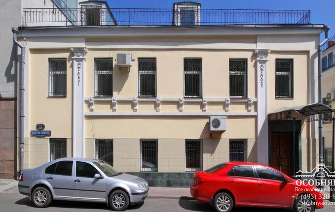 в переулке Коробейников, 22, площадь 489 м