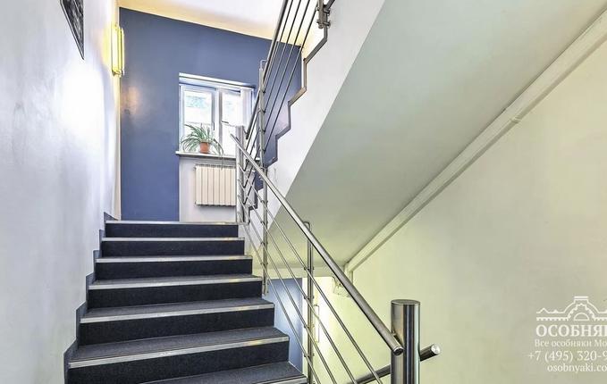 на Большой Ордынке, 44, площадь 532 м