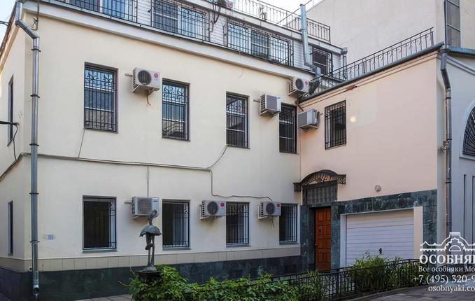 в переулке Коробейников, 22, площадь 489 м