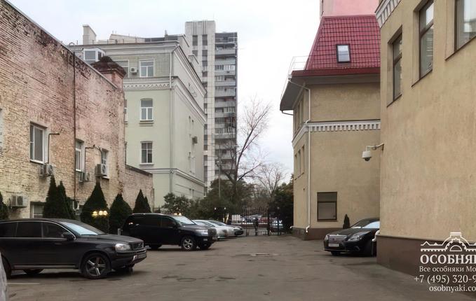 на Марксистской, 14, площадь 1735 м