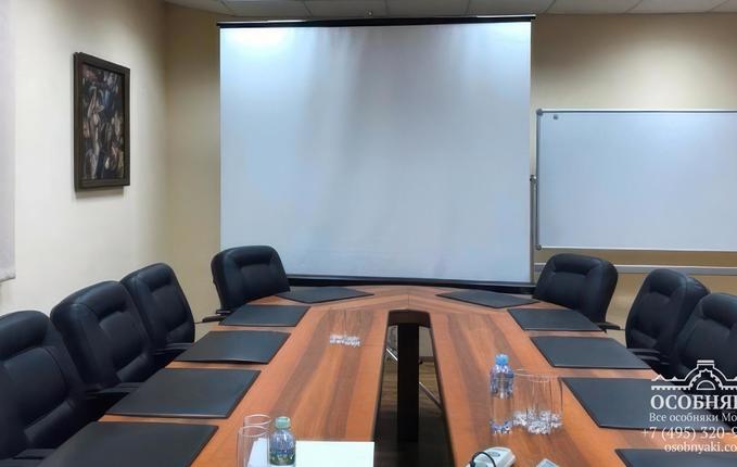 на Марксистской, 14, площадь 1735 м