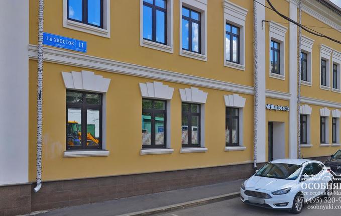 в 1-м Хвостовом переулке, 11, площадь 1000 м