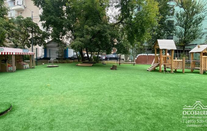 в 1-м Хвостовом переулке, 11, площадь 1000 м