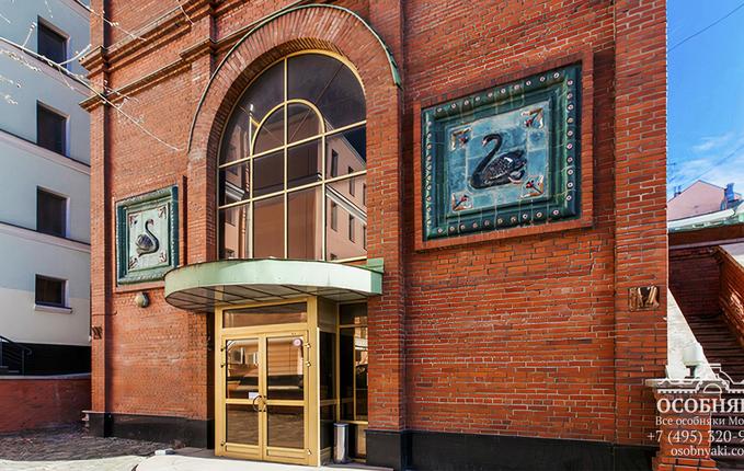 в Звонарском, 5, площадь 1655 м