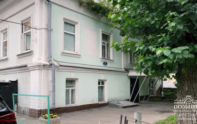 в Большом Сухаревском переулке, 17с2, площадь 825 м