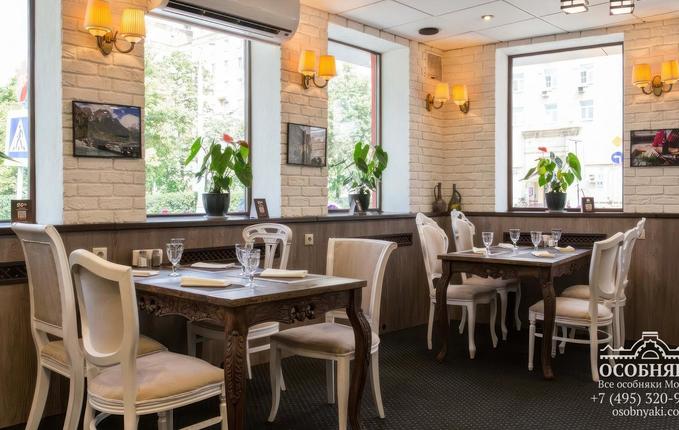 на улице 10-летия Октября, 5, площадь 223 м