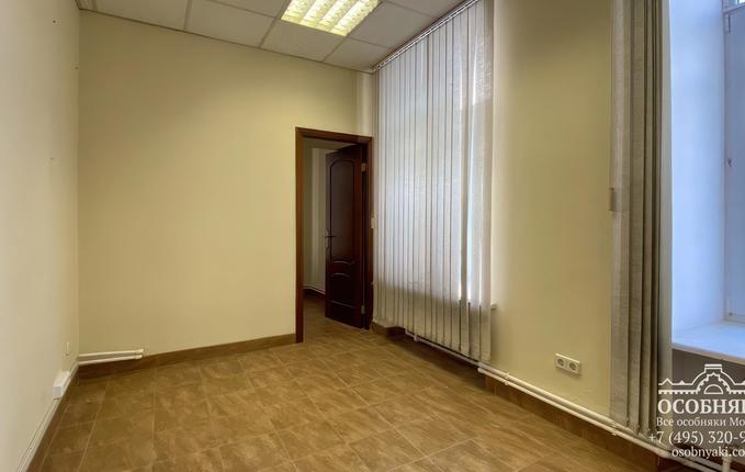 на улице Александра Солженицына, 8, площадь 800 м