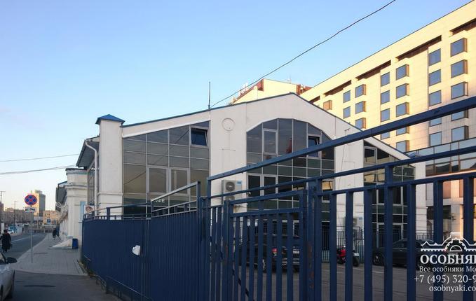 на площади Киевского Вокзала, 2, площадь 722 м