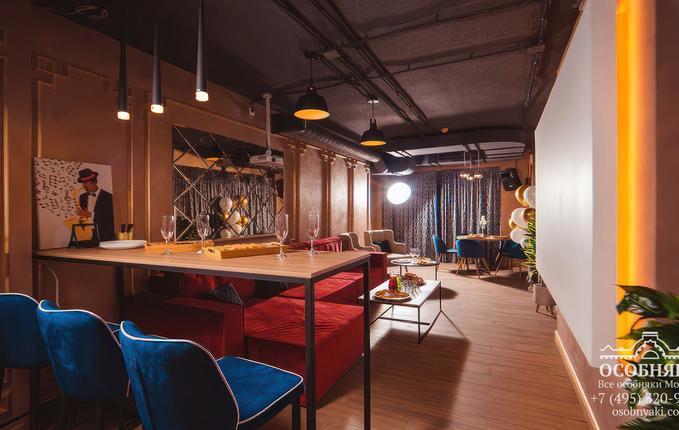 на площади Киевского Вокзала, 2, площадь 722 м