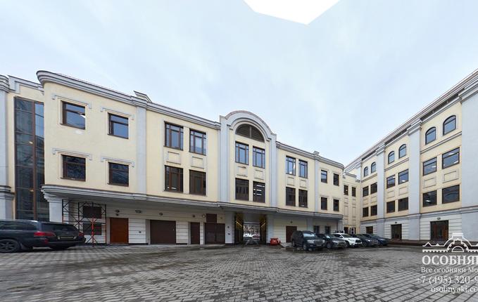 в Банном переулке, 9, площадь 12471 м