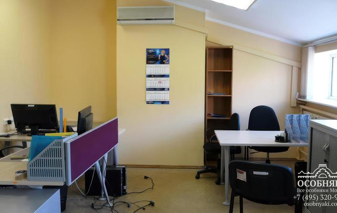 в Наставническом переулке, 1, площадь 1208 м