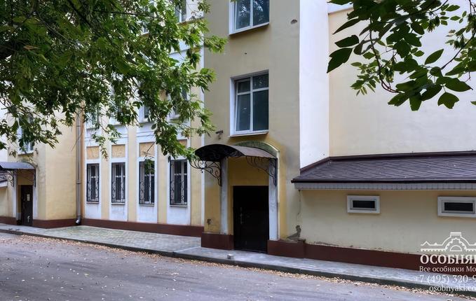 на улице Пилота Нестерова, 5, площадь 1140 м