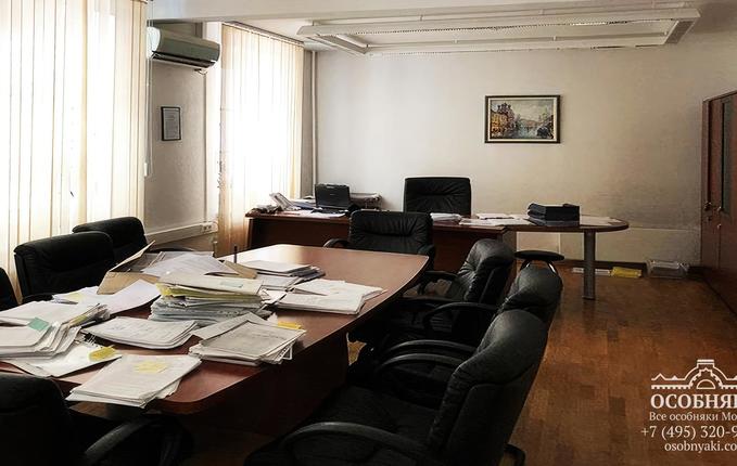 на Гончарной улице, 17, площадь 995 м