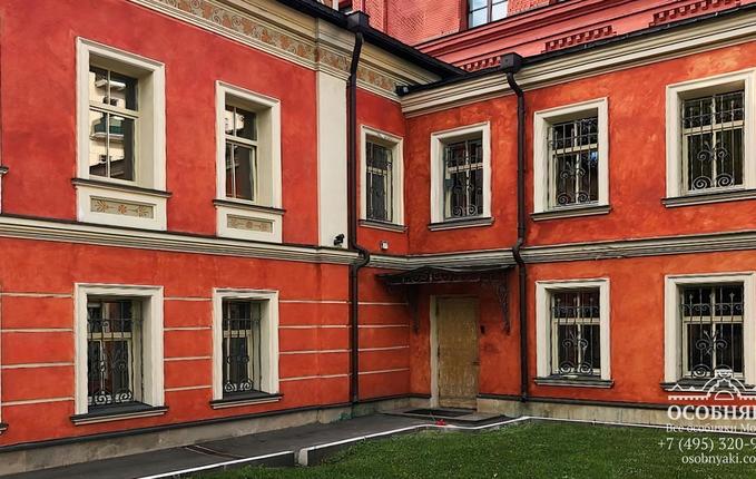 в Лиховом переулке, 4, площадь 502 м