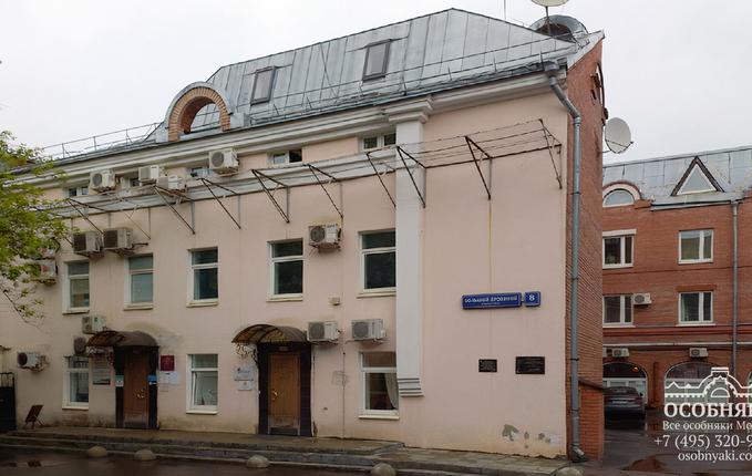 в Большом Дровяном переулке, 8, площадь 4418 м