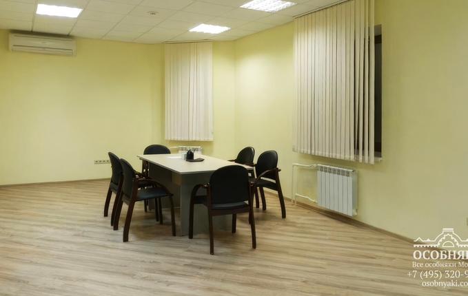 на Троицкой, 7, площадь 1260 м