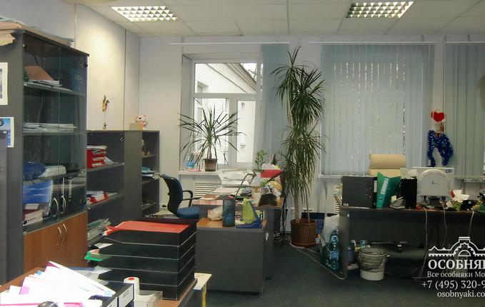 на улице Расковой, 11, площадь 1335 м