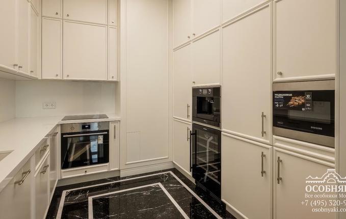 в Турчаниновом переулке, 2А, площадь 2558 м