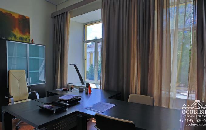 на Гончарной улице, 11, площадь 630 м