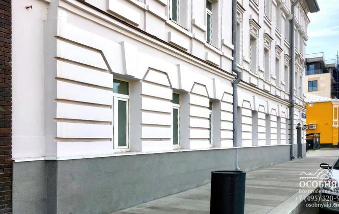 на Озерковской набережной, 12, площадь 959 м