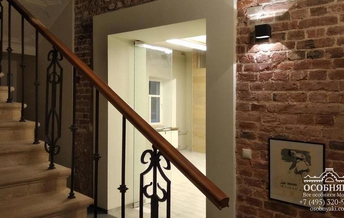 в Мельницком переулке, 8, площадь 462 м