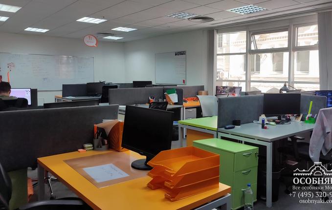 на улице Тимура Фрунзе, 24, площадь 8142 м