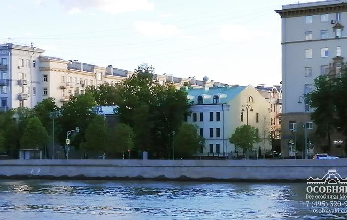 на Космодамианской набережной, 38, площадь 1800 м