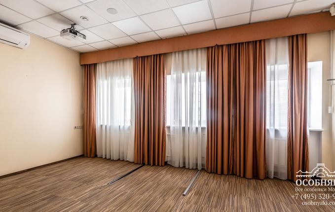 в Последнем переулке, 22, площадь 742 м