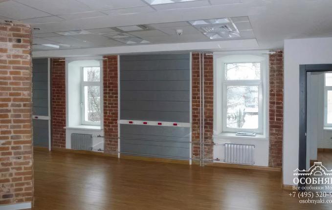 на Большой Почтовой улице, 39, площадь 952 м