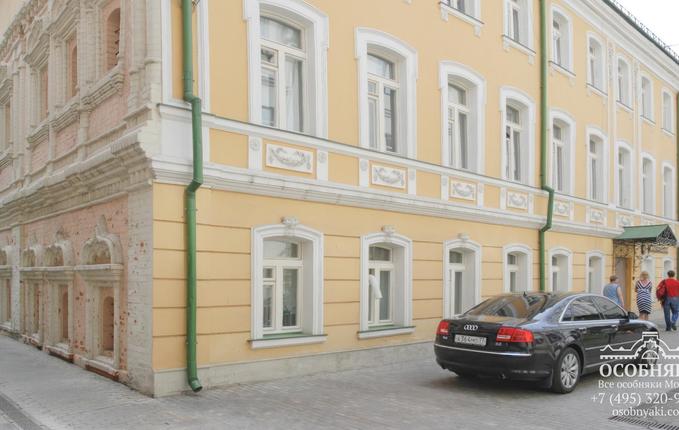 на Раушской набережной, 22, площадь 1200 м