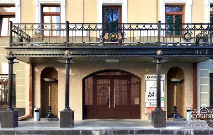 во 2-м Казачьем переулке, 11, площадь 5058 м