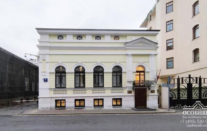 в Сеченовском переулке, 6С1, площадь 977 м