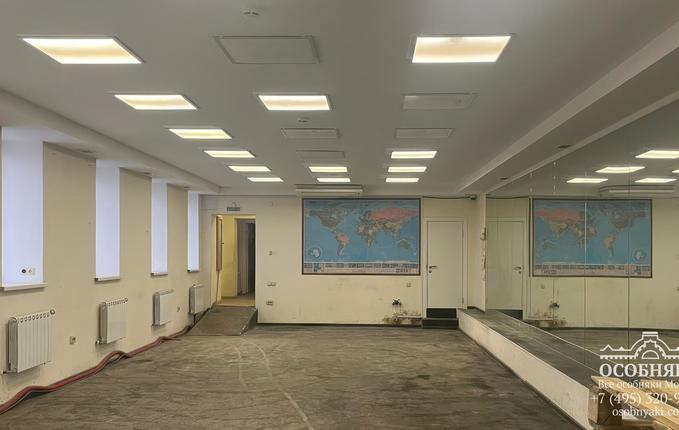 на Овчинниковской набережной, 18/1, площадь 276 м