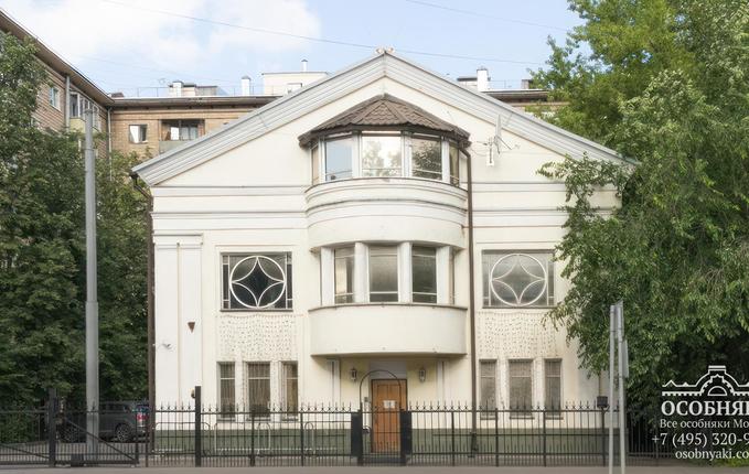 на Вятской улице, 64, площадь 811 м