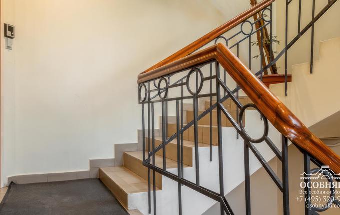 на Вятской улице, 64, площадь 811 м