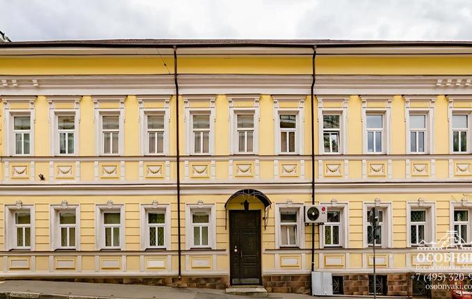 в Мартыновском переулке, 2, площадь 582 м